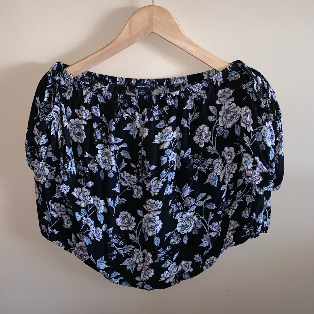 American Eagle Off the Shoulder Shirt